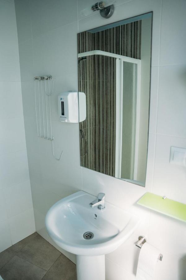 Hostal Brisas De Conil Conil De La Frontera Ngoại thất bức ảnh