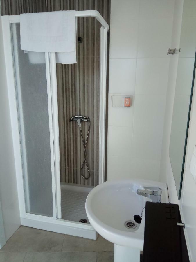 Hostal Brisas De Conil Conil De La Frontera Ngoại thất bức ảnh